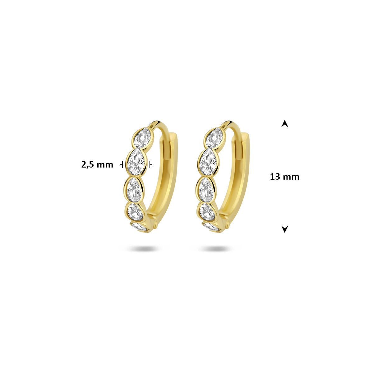 Orecchini a cerchio con chiusura a scatto in oro giallo 9k con zircone – scintillio discreto in un design elegante