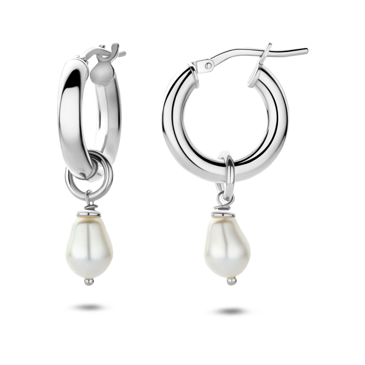 Orecchini ad anello in argento 925 rodiato con perla d'acqua dolce