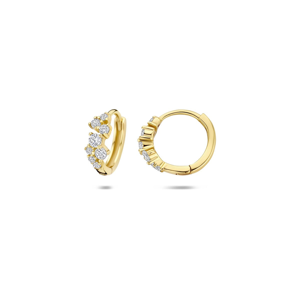 Orecchini alla creola in argento giallo placcato, decorati con zirconi.