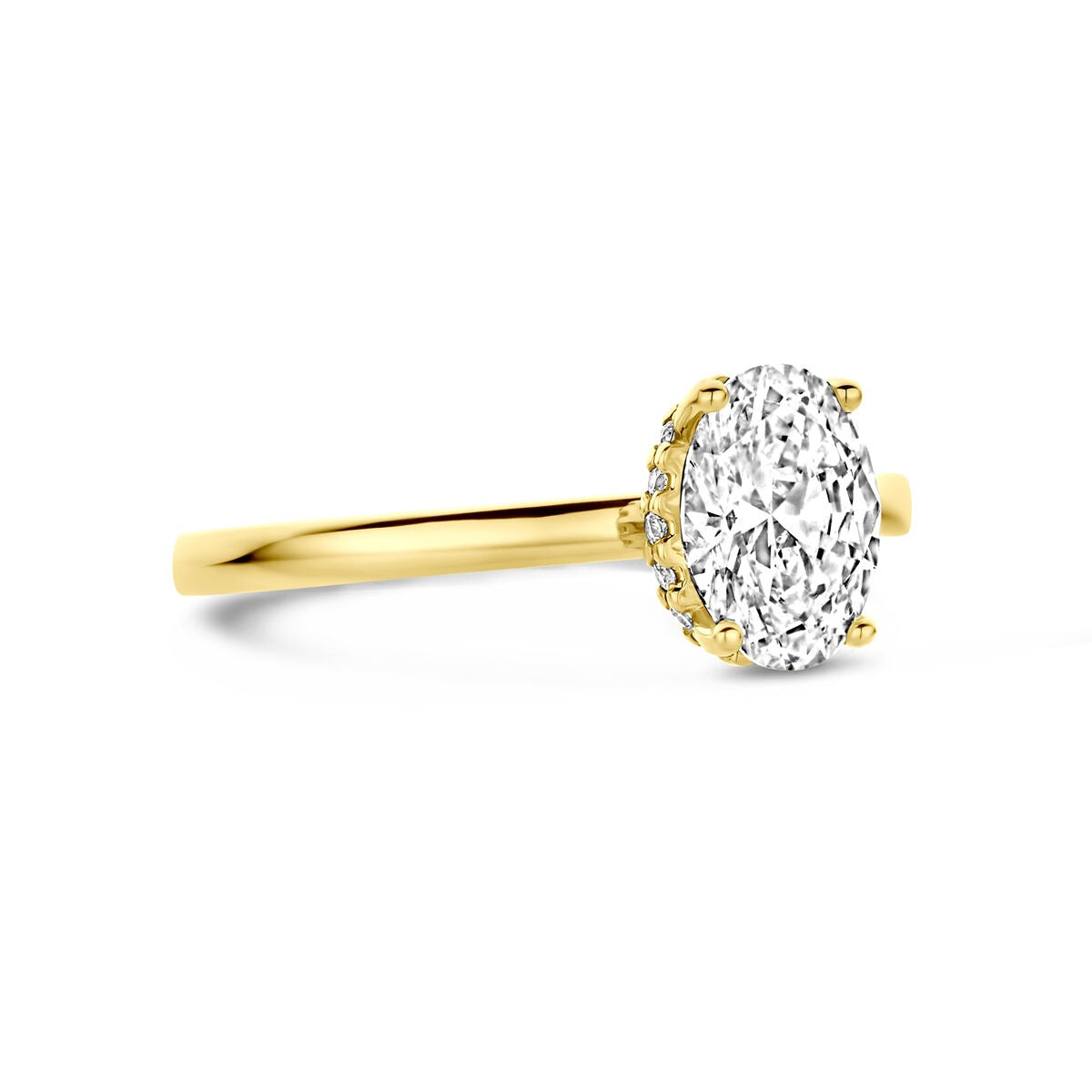 Anello in oro giallo 14k con diamante lab grown ovale