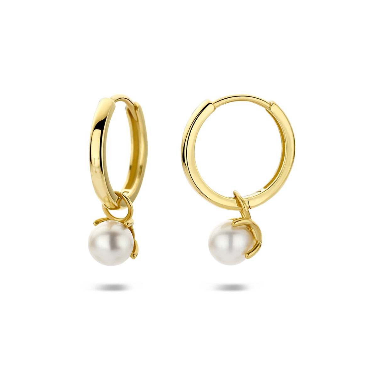 Orecchini a cerchio in oro giallo 14k con perle