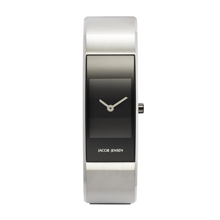 Orologio in acciaio inox con quadrante nero e cassa rettangolare.