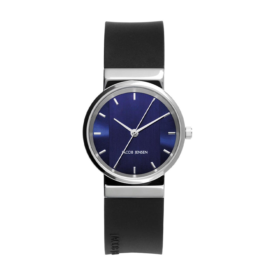 Orologio con cassa in acciaio inox e quadrante blu, cinturino in silicone nero.