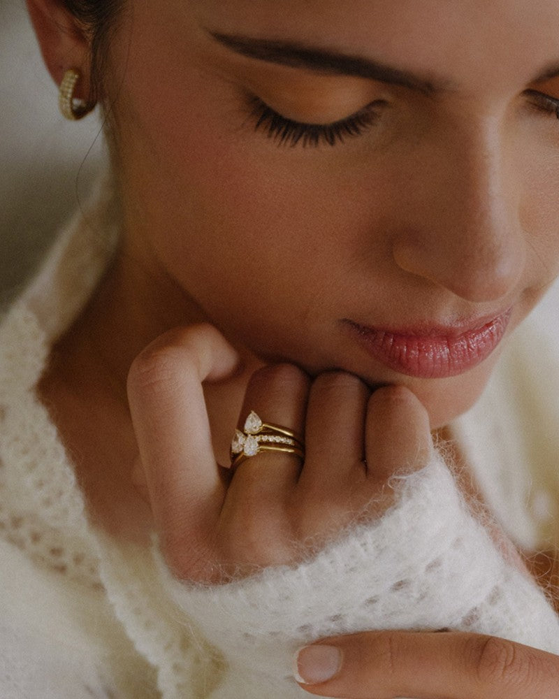 Orecchini a cerchio Emilie 0,50 ct. oro bianco