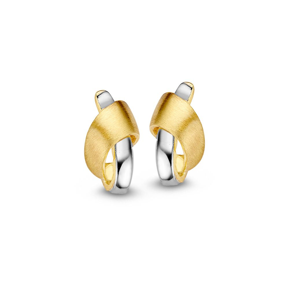 Orecchini bicolore in oro giallo e bianco, con finitura opaca e design avvolgente.