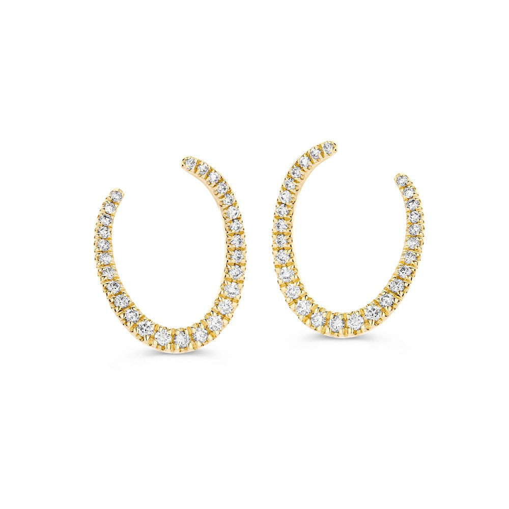 Orecchini in oro giallo con brillanti, forma a mezza luna, peso totale 0,25 crt.