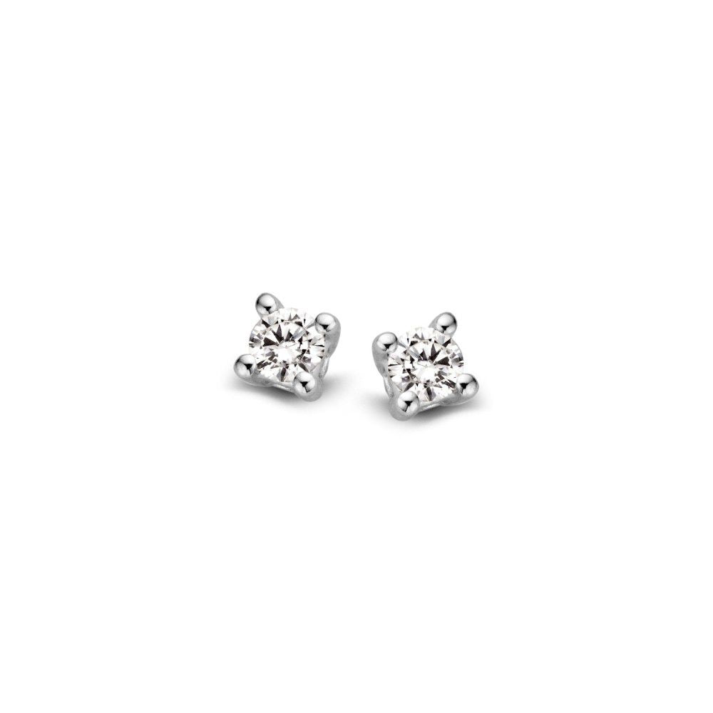 Orecchini in oro bianco 14 carati con due diamanti brillanti da 0,05 ct ciascuno.
