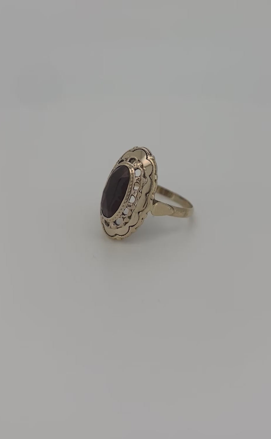 anello vintage in oro 14k granato ovale 5.0gr