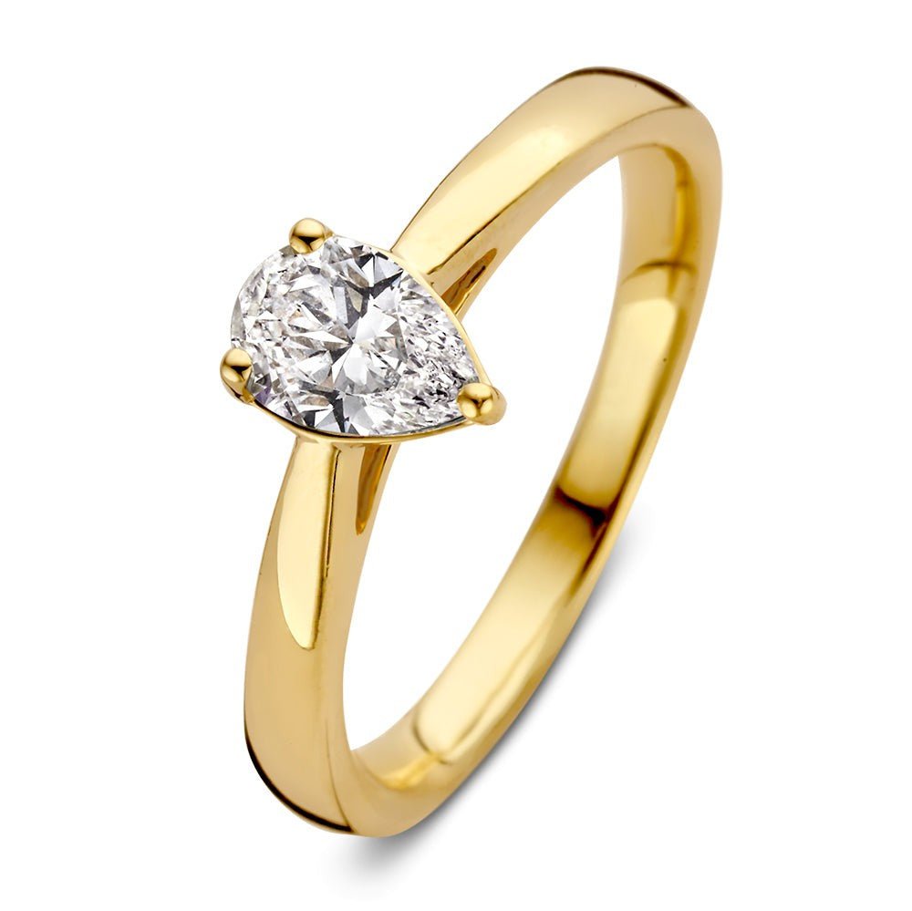 Anello in oro giallo con diamante a forma di pera da 0,50 carati.