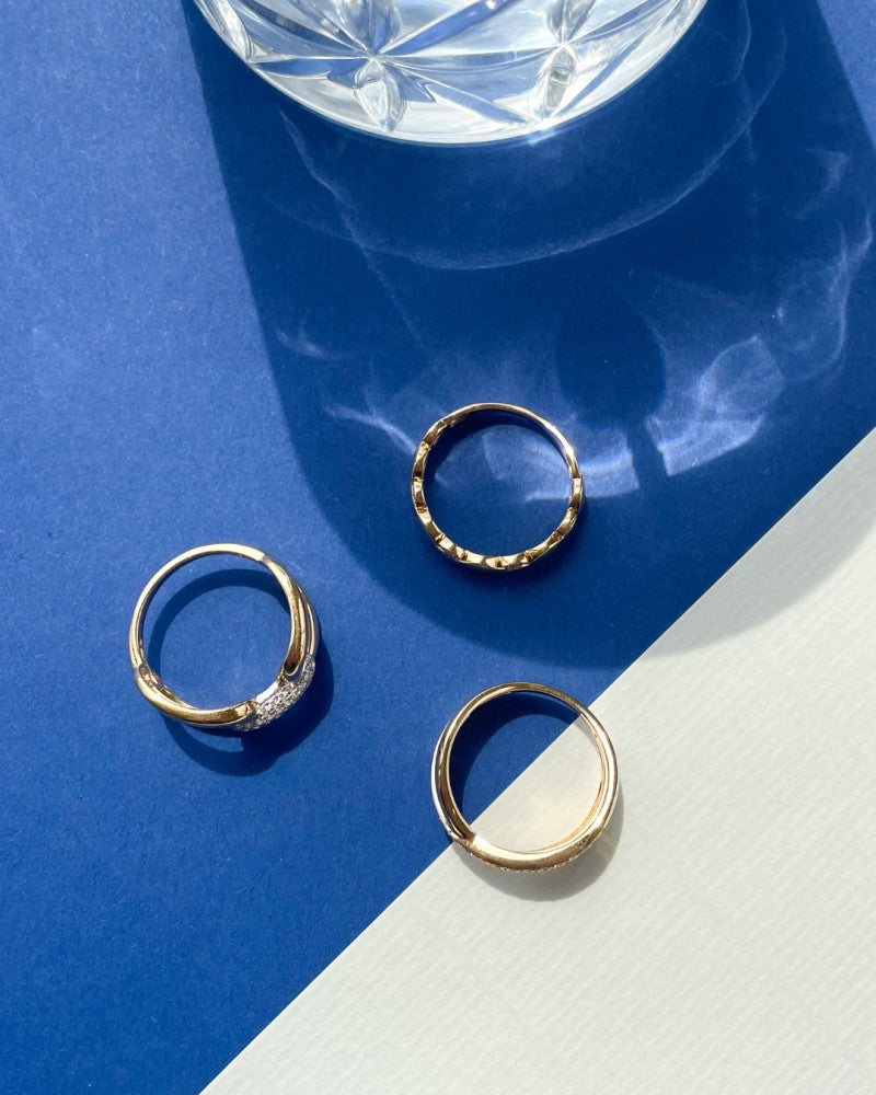Anello Bicolore in Oro Giallo e Bianco con Diamante Brillante – 0,22 ct