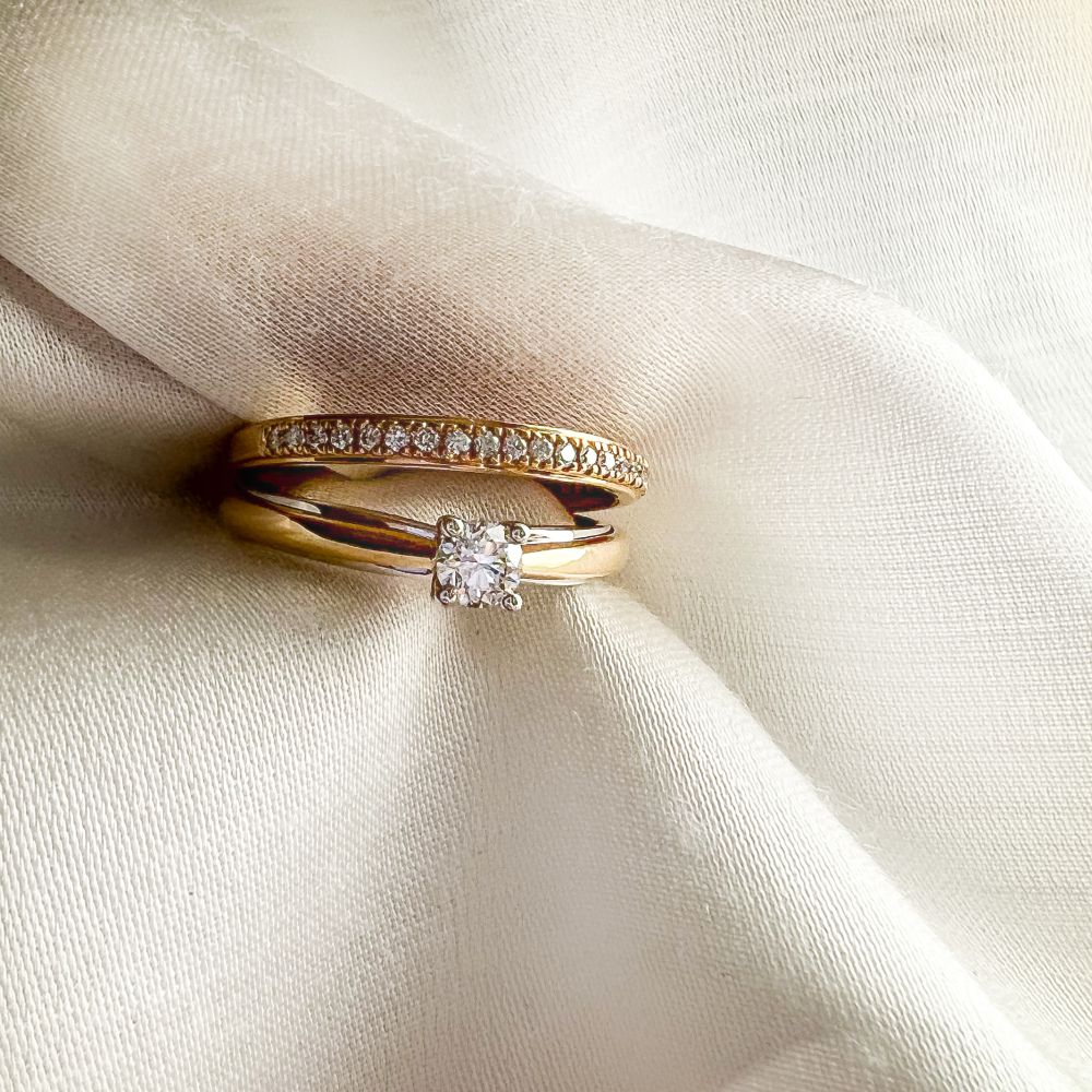 Anello Bicolore in Oro Giallo e Bianco con Diamanti Taglio Brillante 0,31 ct.