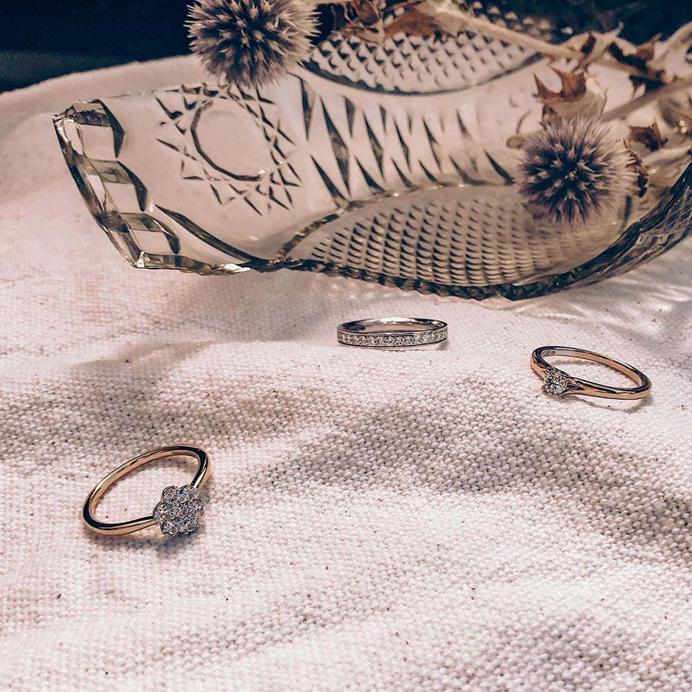 Anello da Donna Bicolore in Oro Giallo e Bianco con Diamante (0,51 crt) – 14 Carati