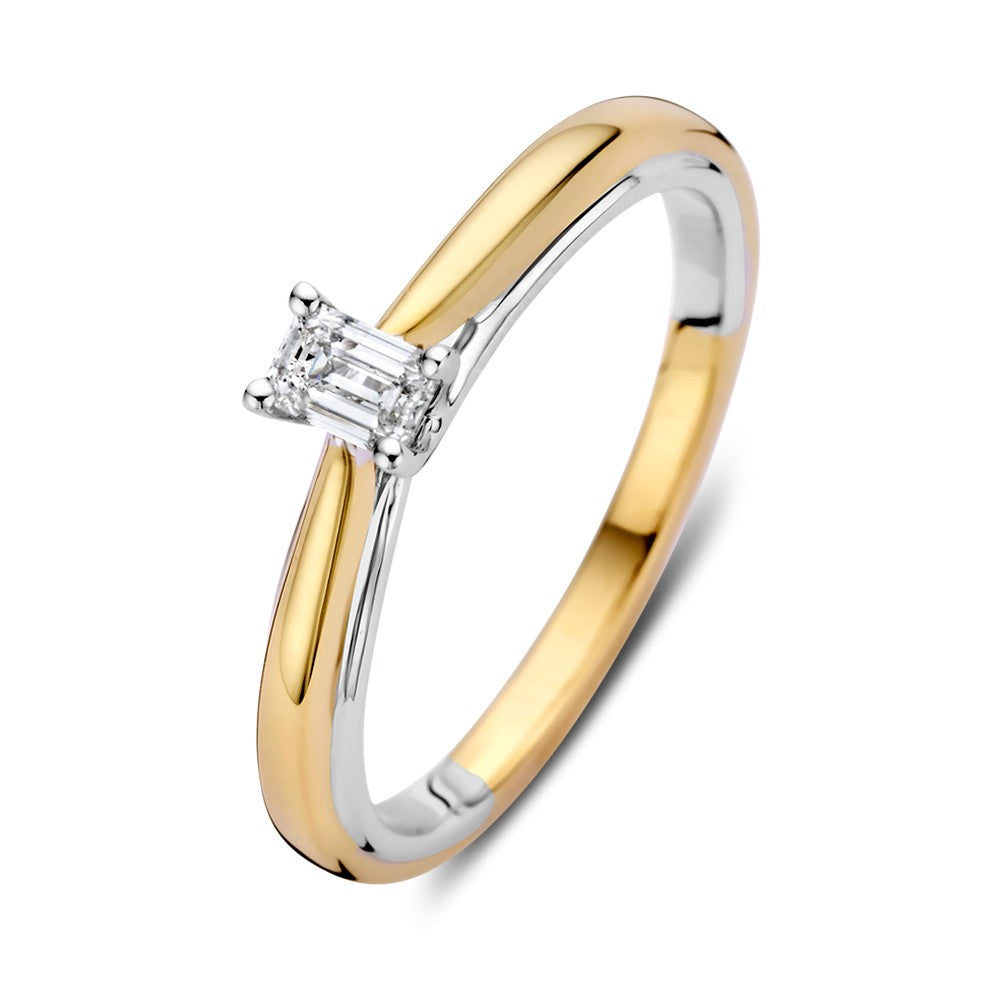 Anello in oro bicolore 14k con diamante taglio smeraldo da 0,22 ct.