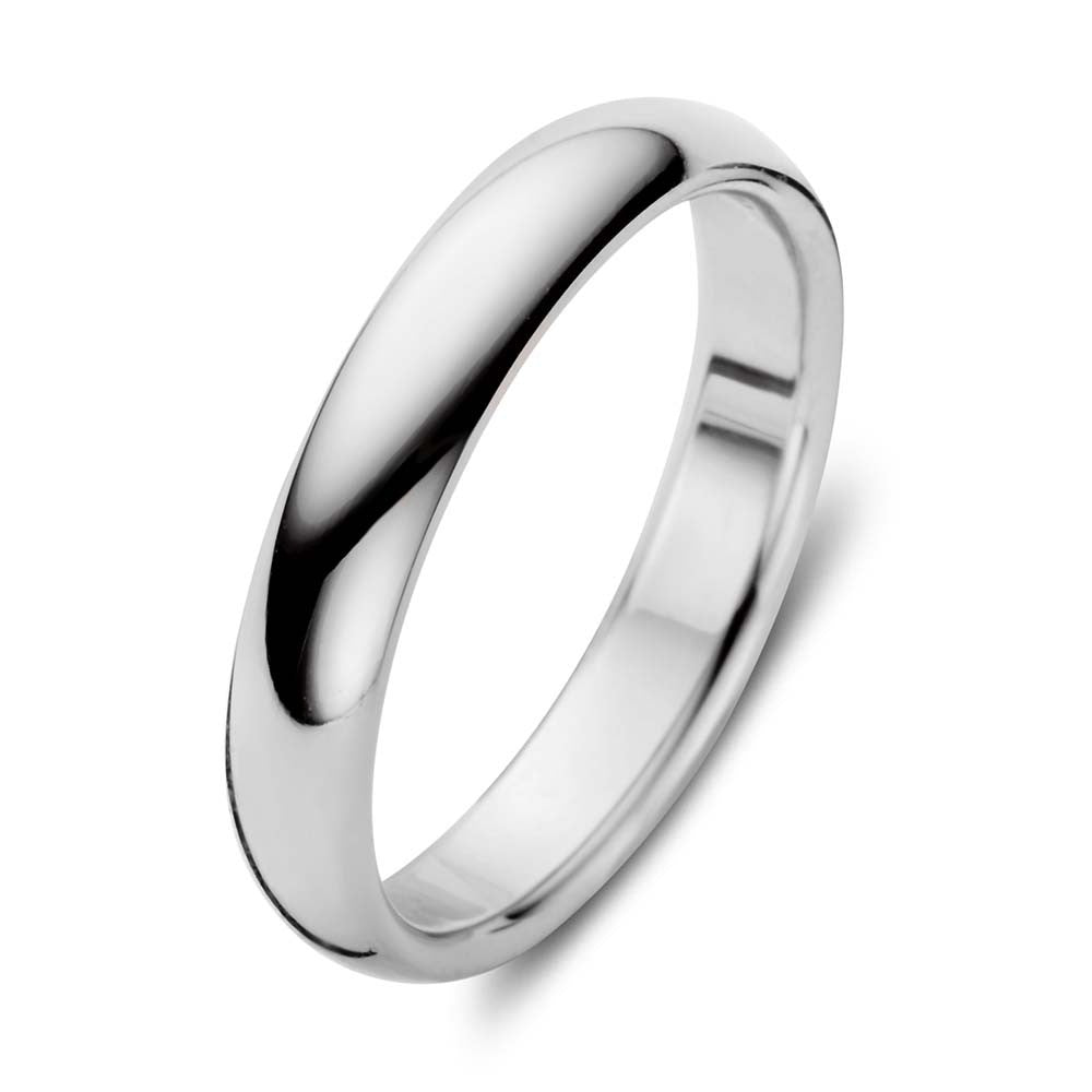Anello in oro bianco lucido di 4 mm di larghezza.