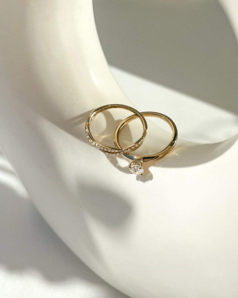 Anello oro giallo brillante 0.13 crt.