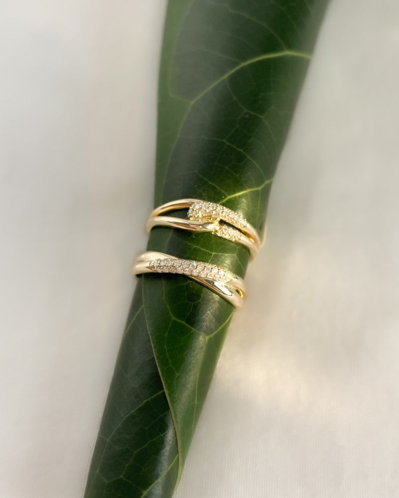 Anello in oro giallo brillante 0.15 crt.