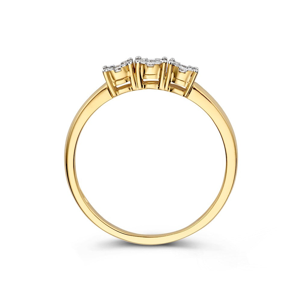 Elegante Anello Trilogy in Oro Giallo con Brillanti in Incastonature Entourage – 0,18 crt