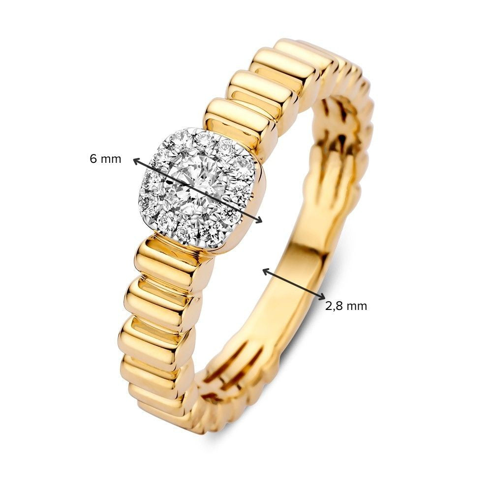 Anello Vivace in Oro con Lavorazione Rigata e Diamanti Scintillanti – Eleganza Classica