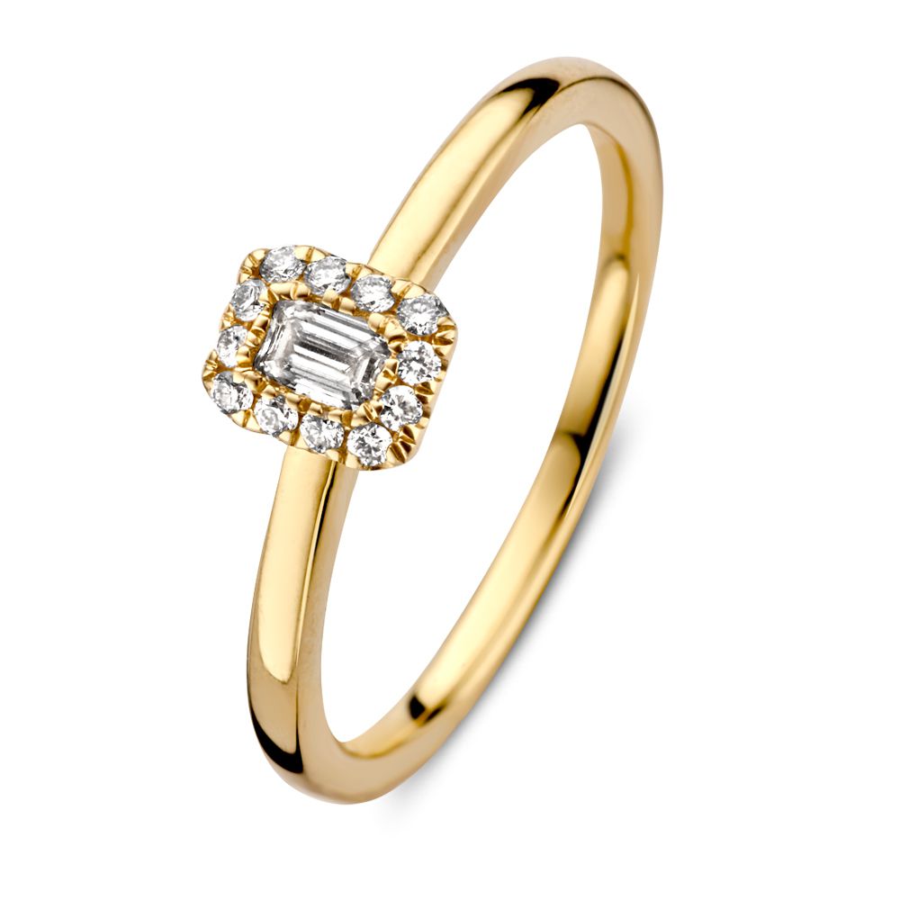 Anello in oro giallo con diamante baguette centrale e diamanti circondanti.