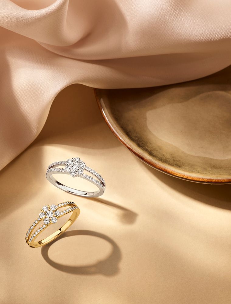 Speciale anello entourage in oro giallo con brillanti – 14 carati 0,55 crt.