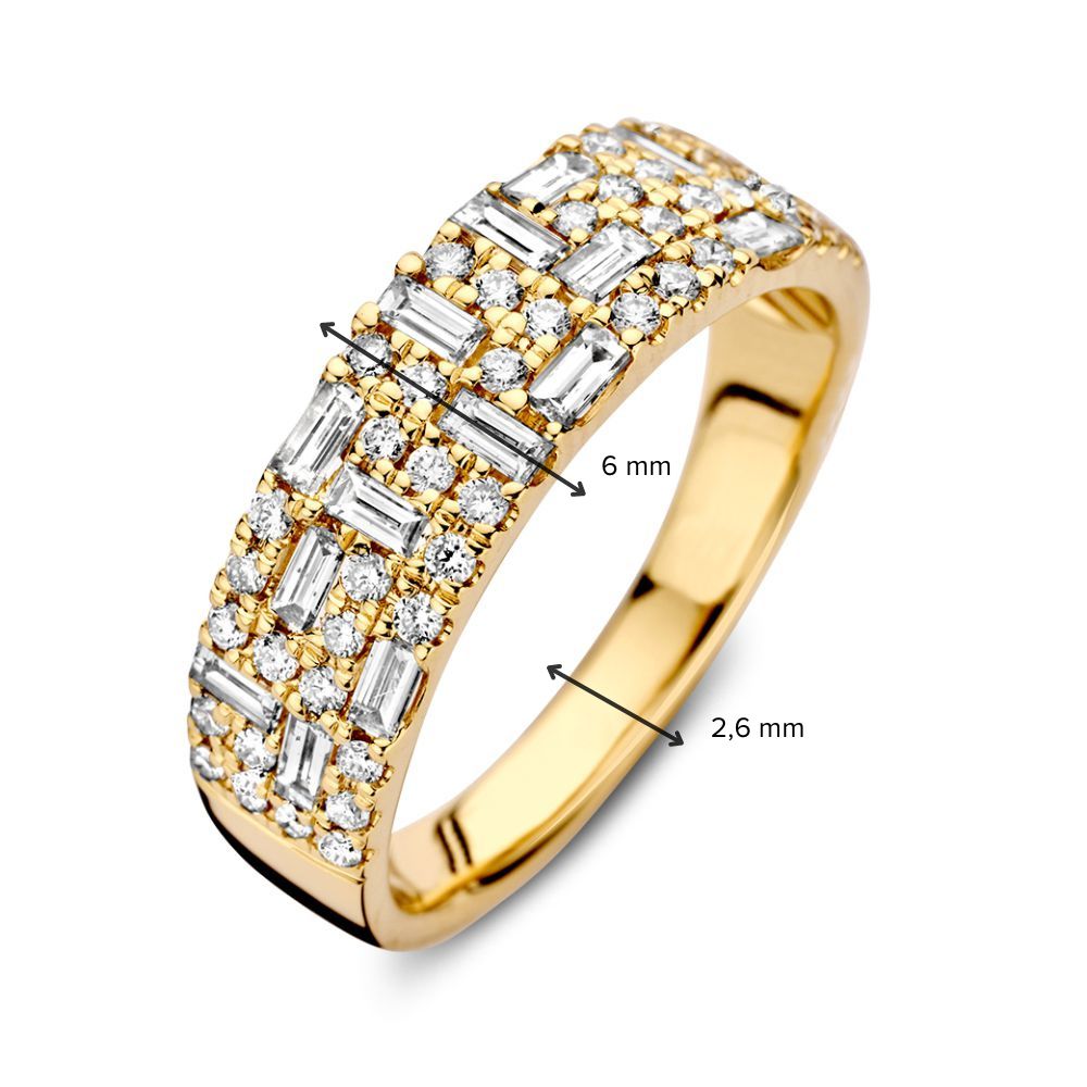 Elegante anello in oro giallo con diamanti taglio brillante e baguette 0,94 ct