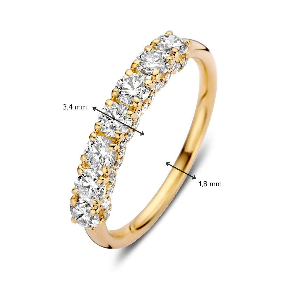 Anello in Oro Senza Tempo con Fila di Diamanti – Eleganza in Oro Giallo 1.12 crt.