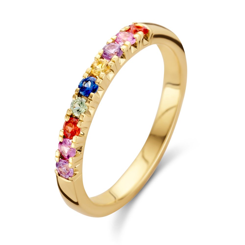 Anello in oro giallo con zaffiri arcobaleno in incastonatura a chaton.