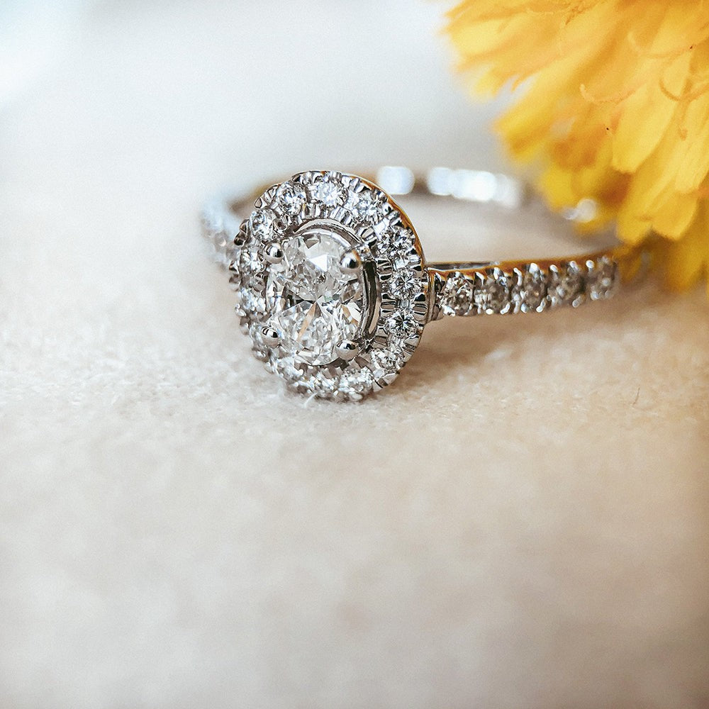Anello Rosie 0,50 crt. oro bianco
