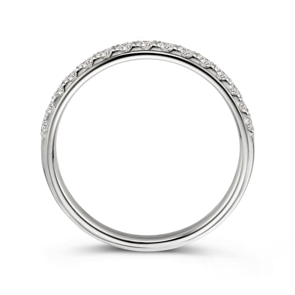 Squisito Anello in Oro Bianco con Diamanti in Montatura a Chaton 0,36 crt.