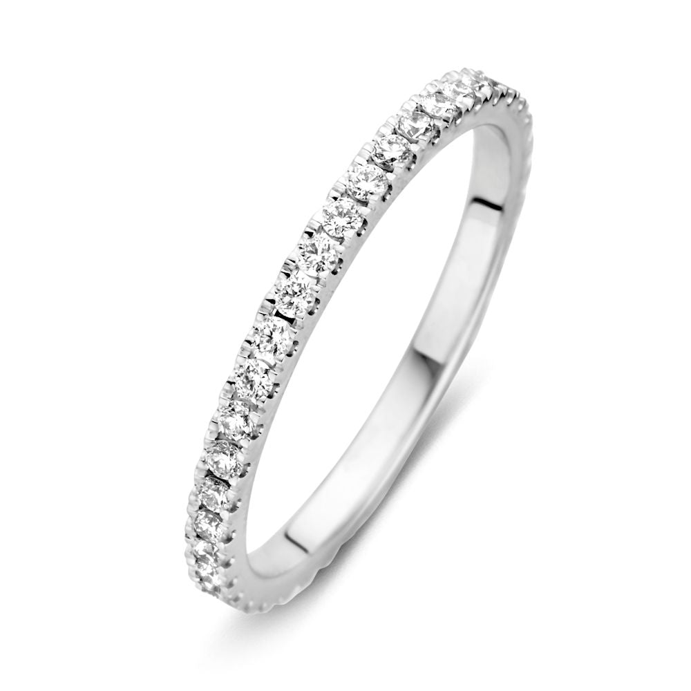 Anello in oro bianco con diamanti da 0,50 carati, design eternità.