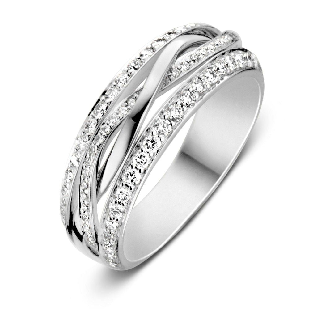 Anello in oro bianco elegante con diamanti taglio brillante da 0,57 carati.
