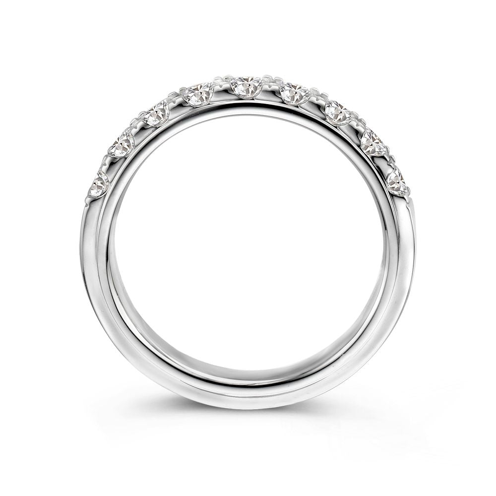 Elegante Anello a Fascia in Oro Bianco 14K con Diamante Brillante da 1,00 Carati in Montatura Mezza Eternità