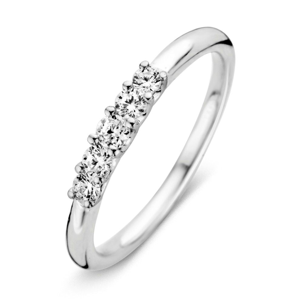 anello in oro bianco con zirconi, design sottile e classico, cinque zirconi incastonati.