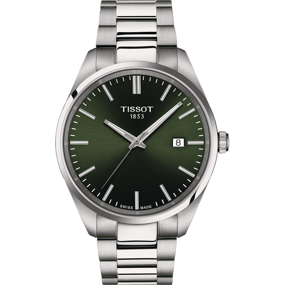 De Tissot PR 100 is een zilverkleurig herenhorloge met een metalen band, een wijzerplaat met groen kleurverloop, zilverkleurige markeringen en wijzers, een datumvenster op 3 uur, een Zwitsers quartz-uurwerk en het merk TISSOT 1853.