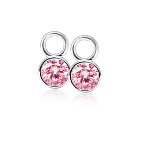 Orecchini in argento con pietre rosa brillanti.