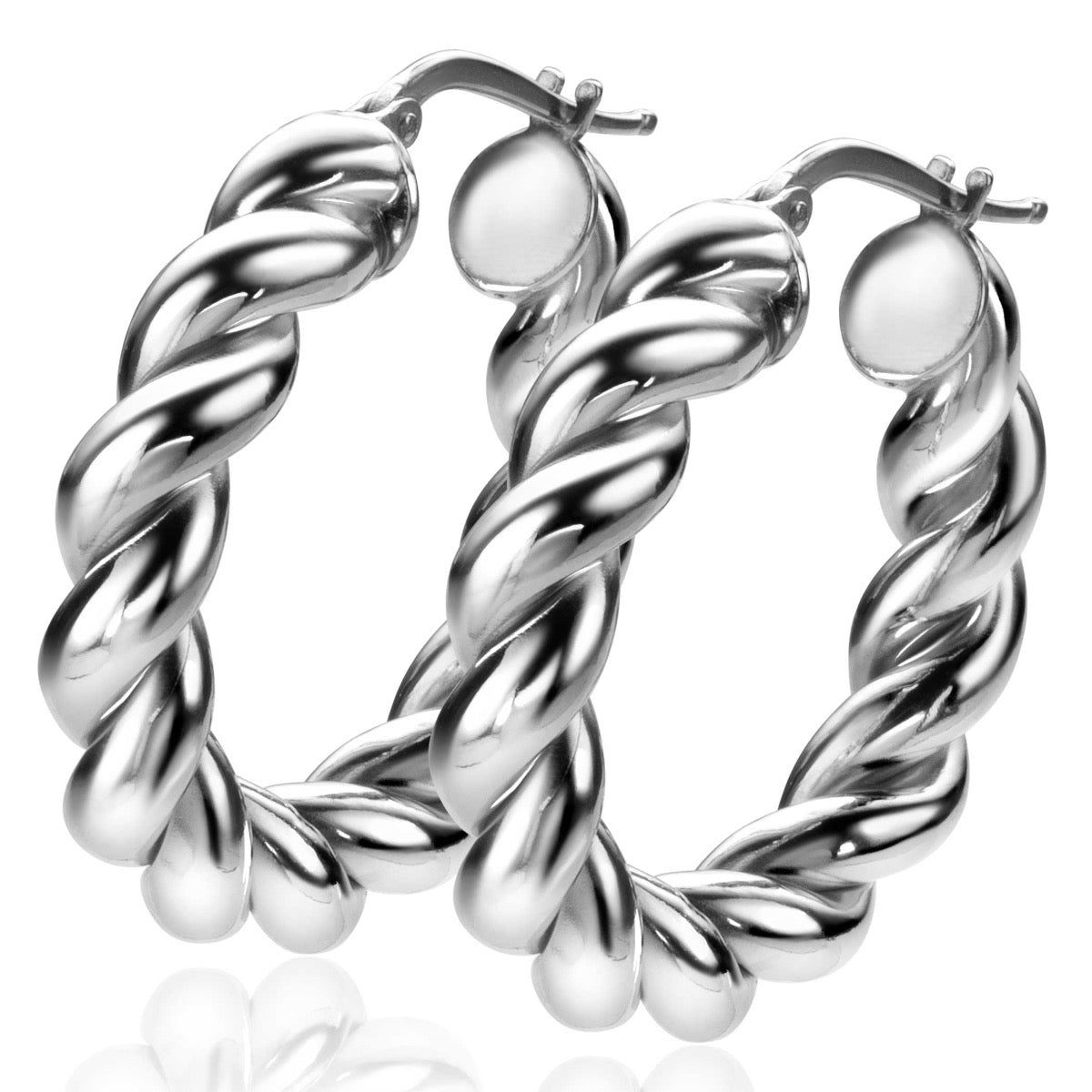 Orecchini argentati a spirale con chiusura a perno.