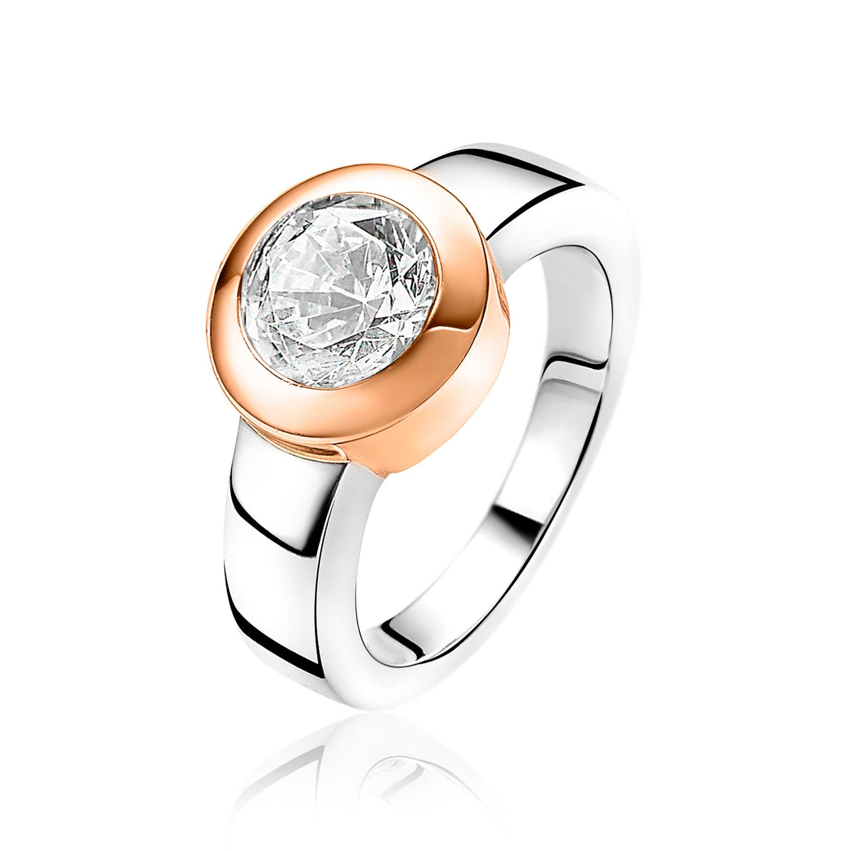Anello placcato oro con zircone trasparente, design rotondo e finitura lucida.