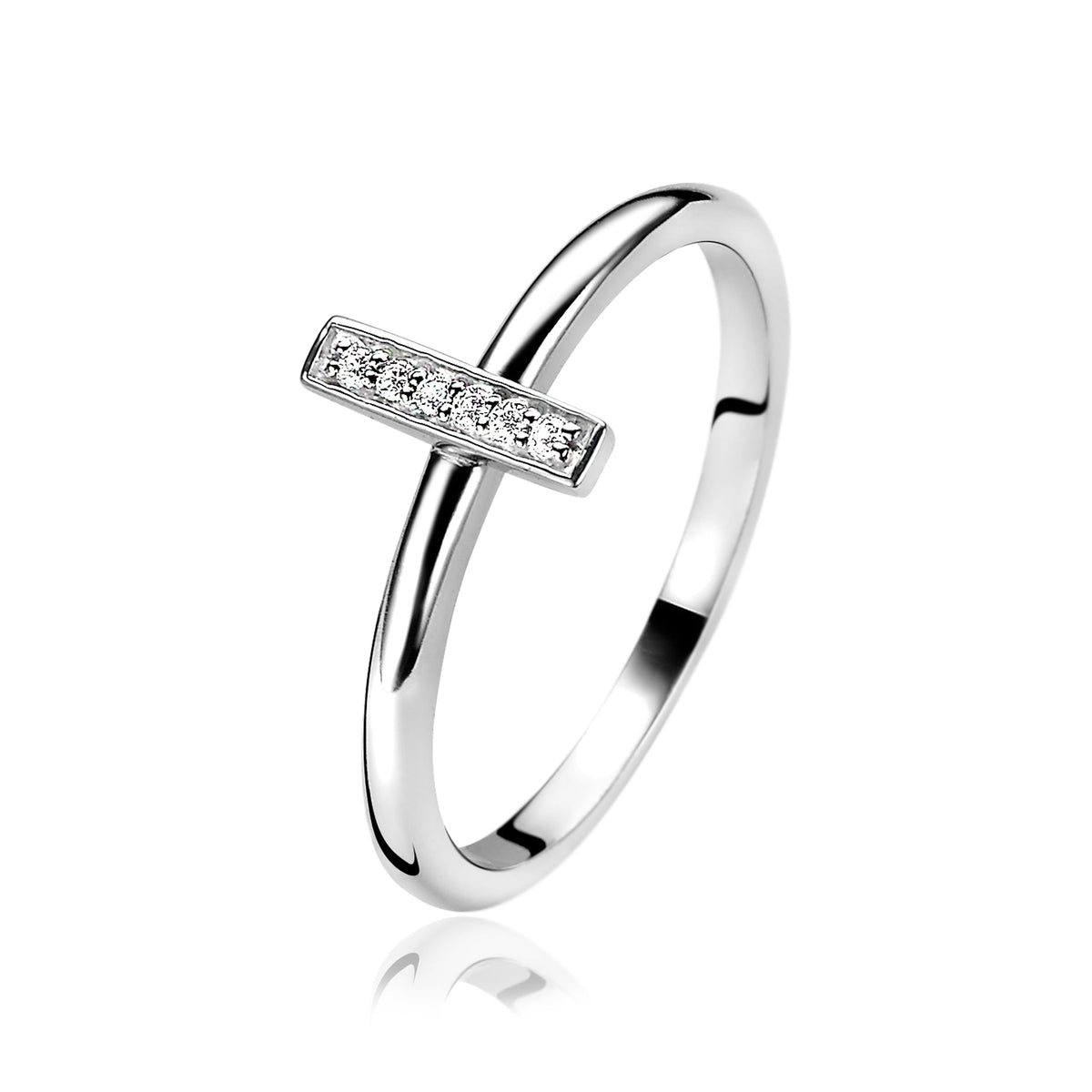 Anello in argento con barretta decorata da pietre brillanti.