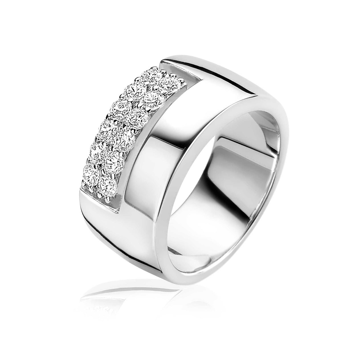 Anello in argento con dettagli in zirconia cubica, finitura lucida e design moderno.