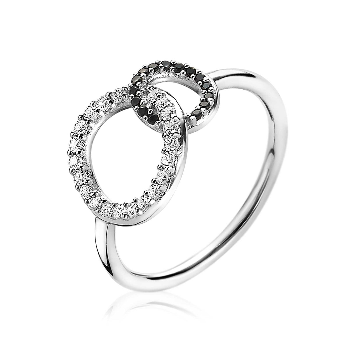 Anello in argento con due cerchi intrecciati, uno decorato con zirconi bianchi e l'altro con zirconi neri.