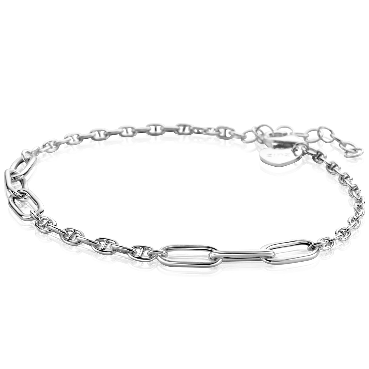 Bracciale in argento con maglie ovali e chiusura a moschettone.