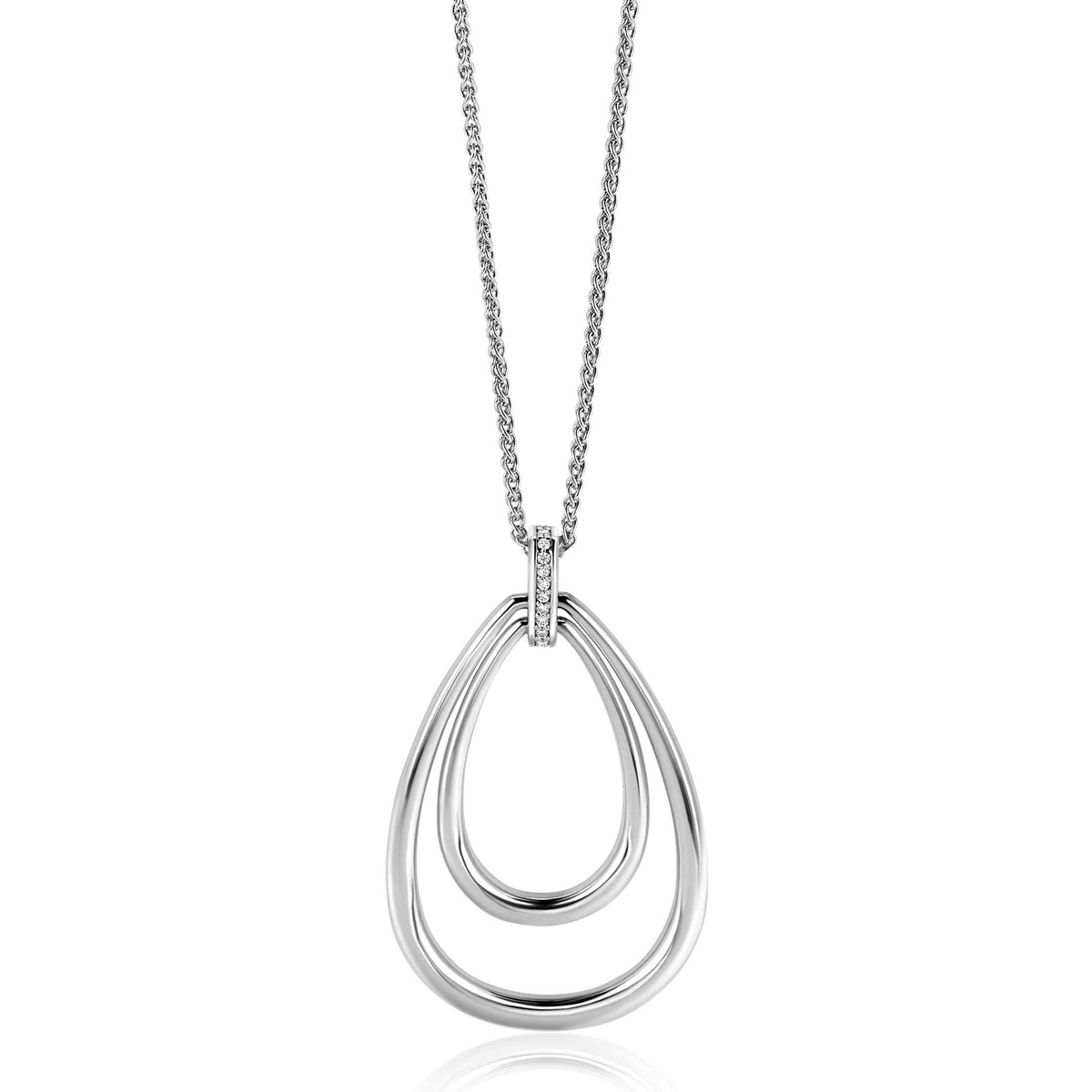 Collana in argento con pendente a forma di goccia doppia.