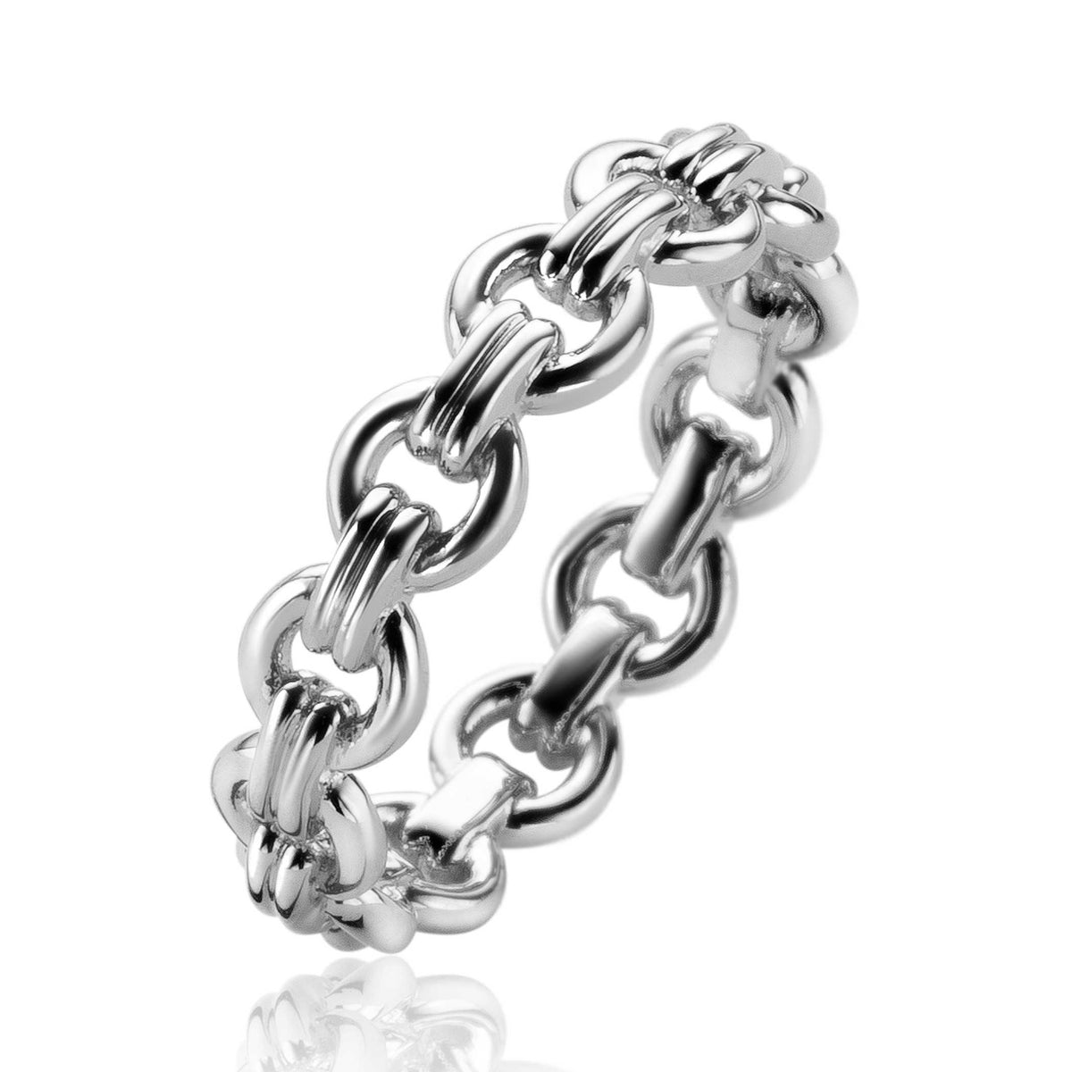 Anello in argento con maglie rotonde e ovali alternate.