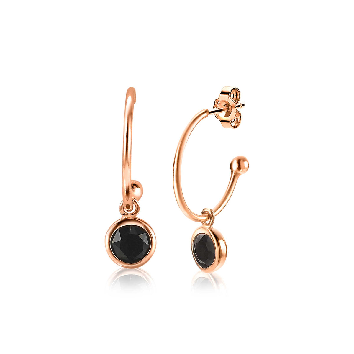 Orecchini alla creola placcati oro con pietra nera a goccia.