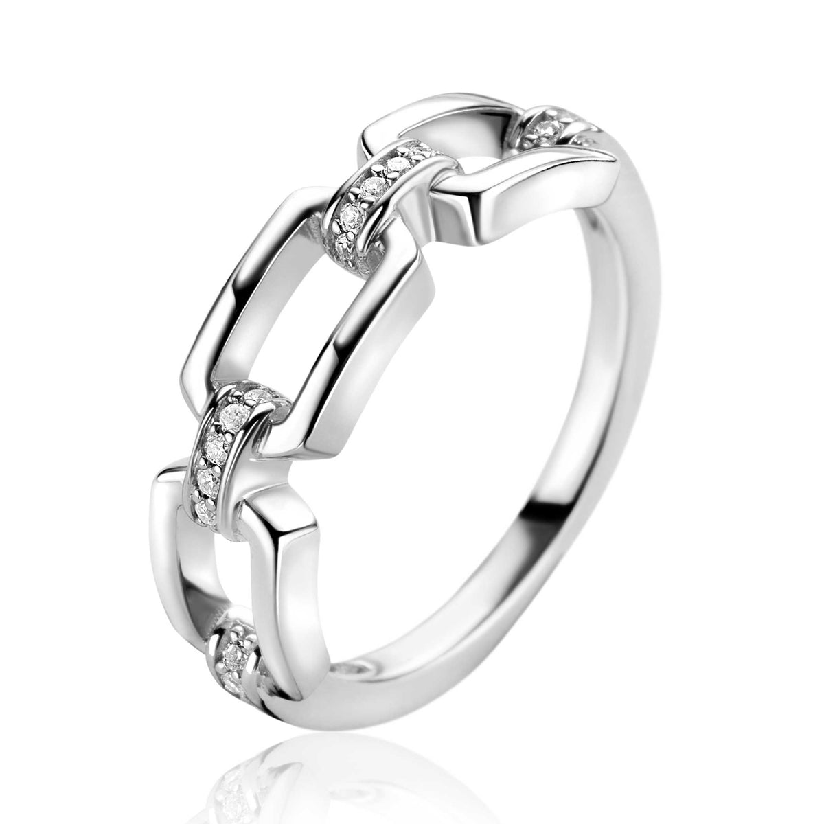 Anello in argento con dettagli intrecciati e pietre brillanti.