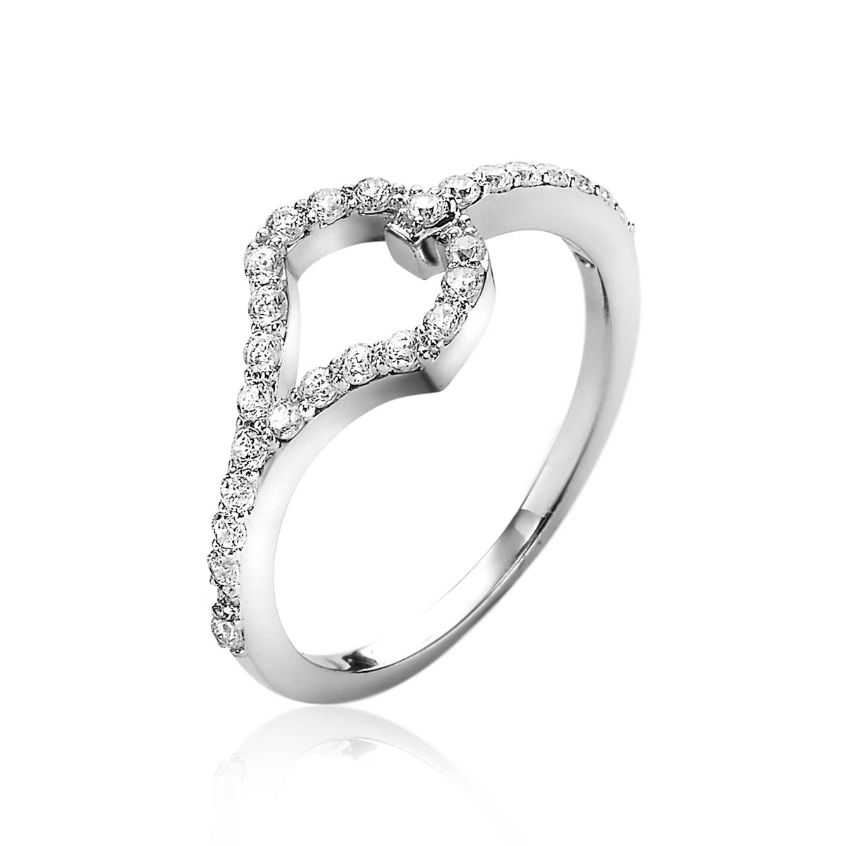 Anello in argento con zirconi, design a forma di cuore, finitura lucida.