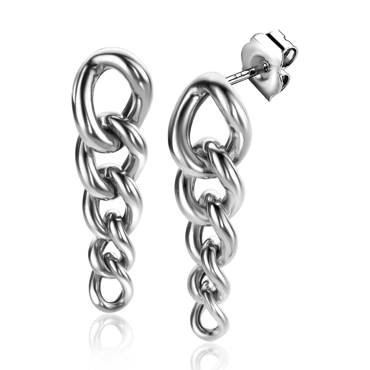 Orecchini in argento con catena pendente e anelli intrecciati.