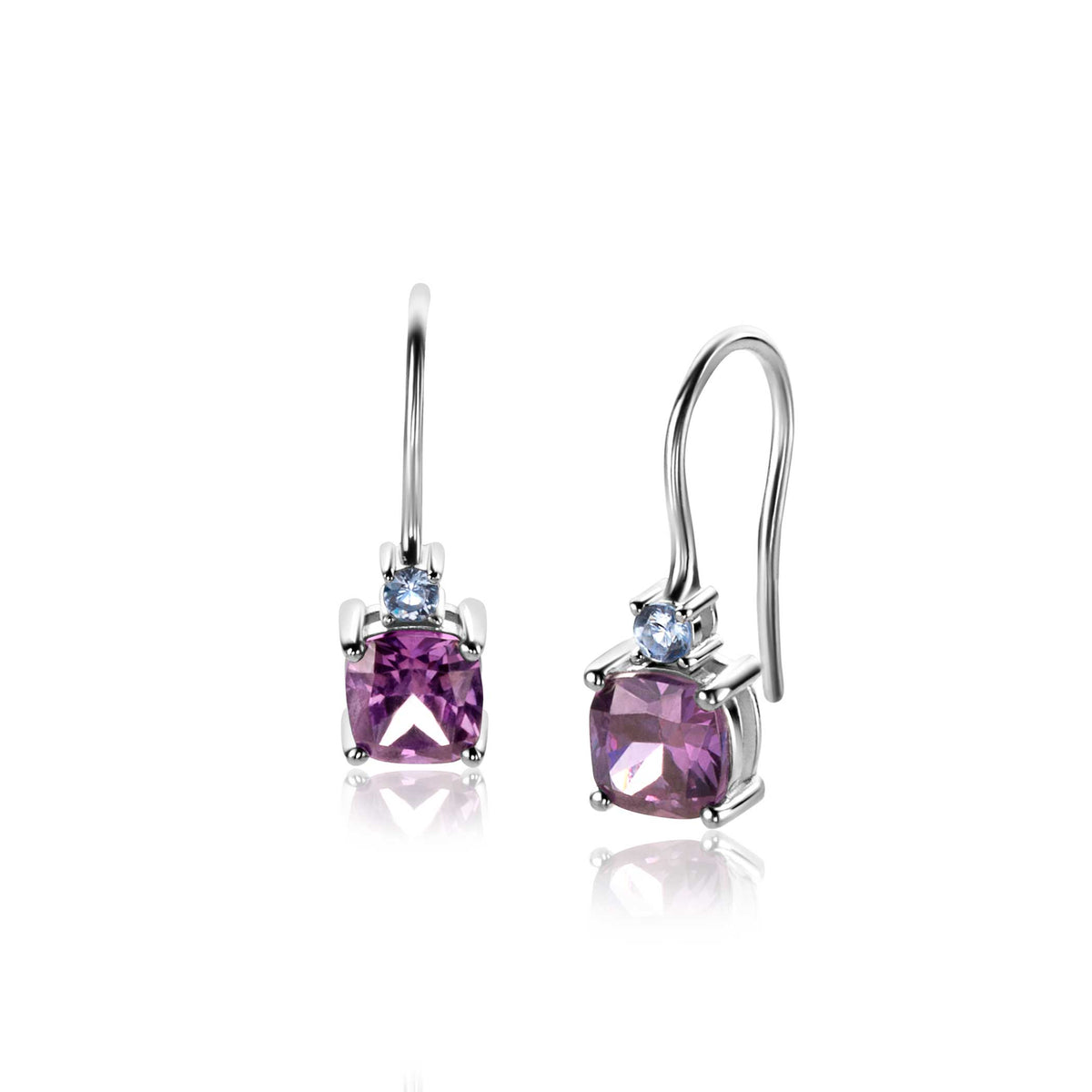 Orecchini in argento con pietre viola e azzurre, design a goccia.