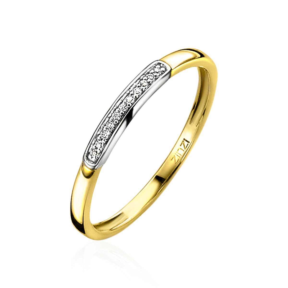 Anello in oro con una striscia di zirconi bianchi.
