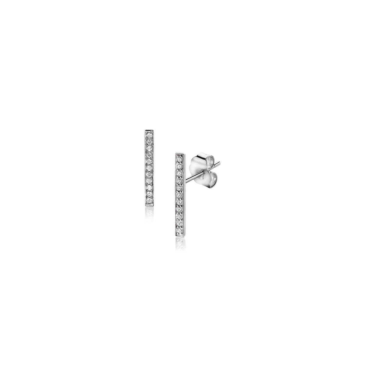 Orecchini in argento con forma rettangolare e dettagli brillanti.
